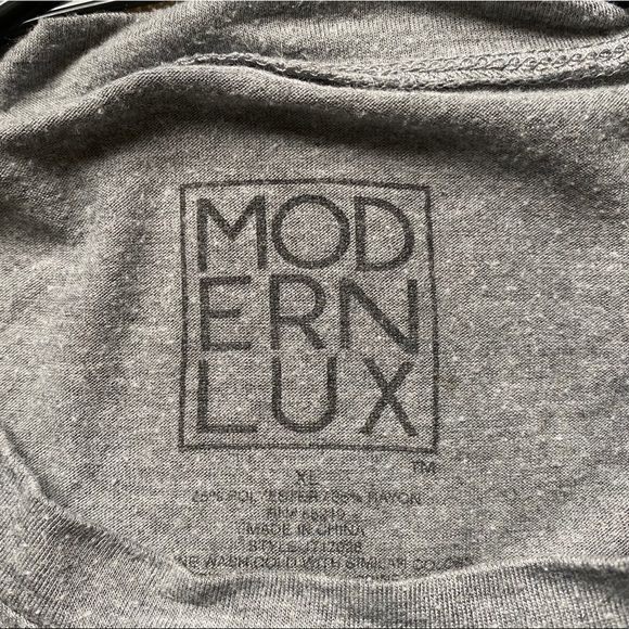 Grey California Crop Top Size XL Rarely Worn - Picture 4 of 4